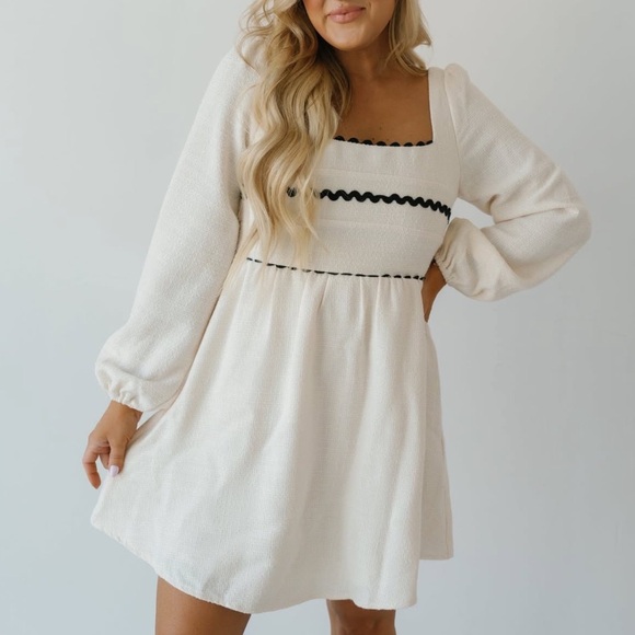 Landry Kate Allison Dress - Picture 1 of 4